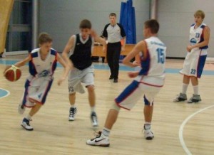 ЮГС: В Юрге прошло первенство по баскетболу на призы Деда Мороза 