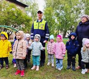 Учим малышей безопасности на дороге