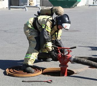 Откуда берется вода в пожарном автомобиле