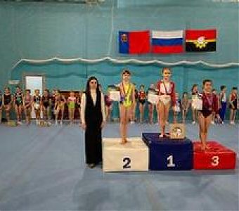 Юргинские гимнастки достойно выступили на региональных соревнованиях