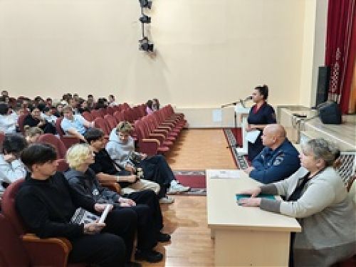 За безопасность на дорогах: без прав ты не прав!