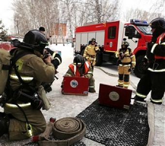 Пожарно-тактические учения: условный пожар потушен, люди спасены